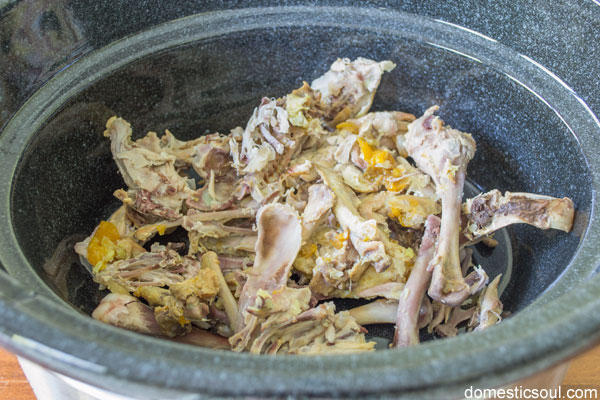 How to Make Crock Pot Broth from domesticsoul.com